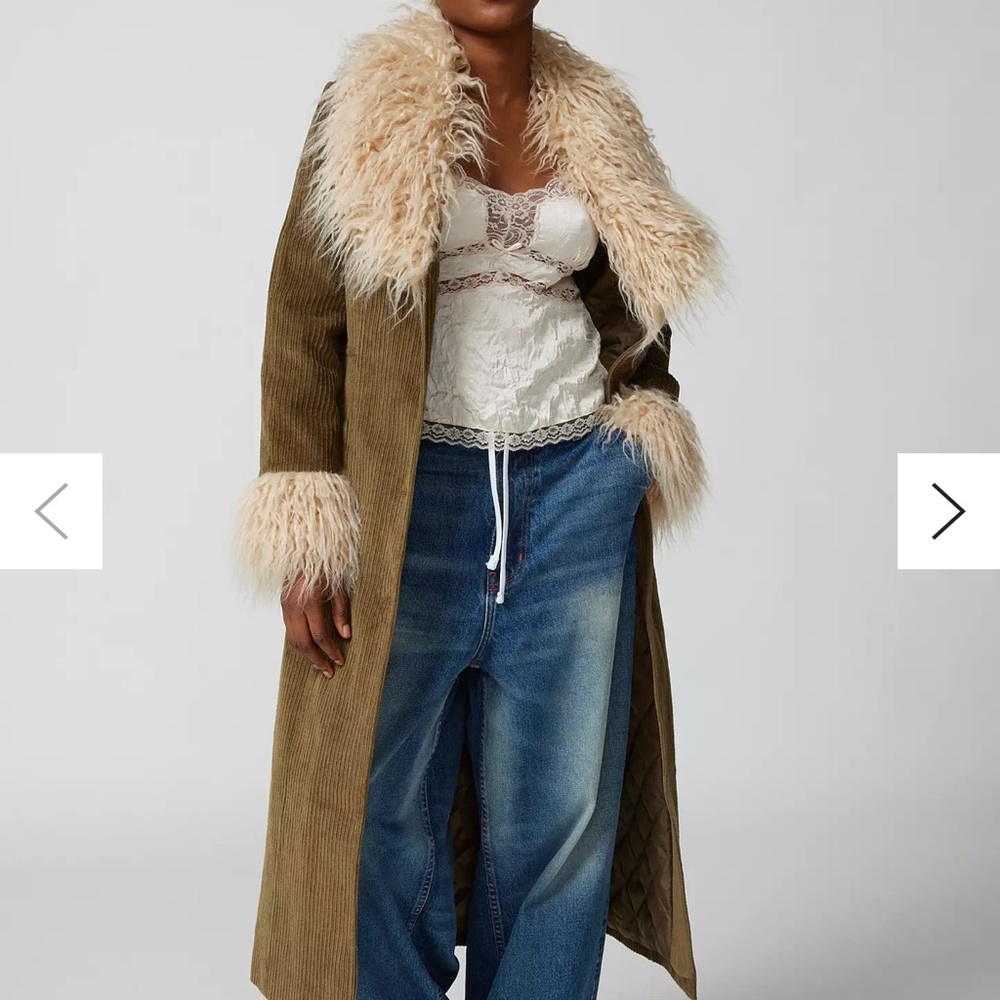 MAJOR ISO: Urban Outfitters Tasha Fur Trim Corduroy Coat